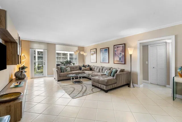 The Patrician of Palm Beach Unit 5010 photo 10