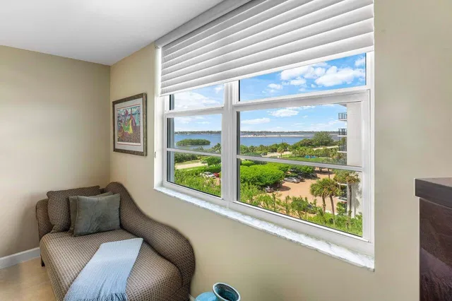The Patrician of Palm Beach Unit 5010 photo 25