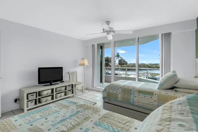 Sea Ranch Club of Boca Unit 203 photo 49