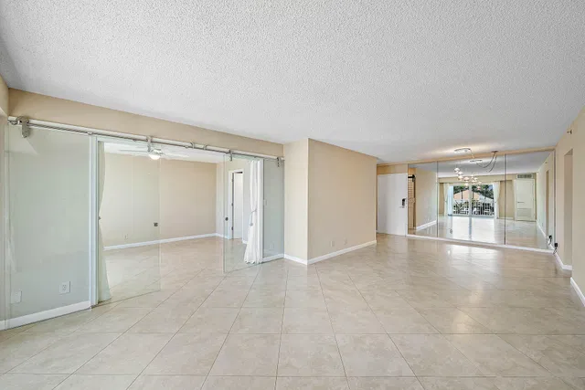 Unit 207 photo 34