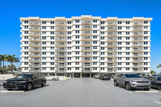 Unit 207 photo 53