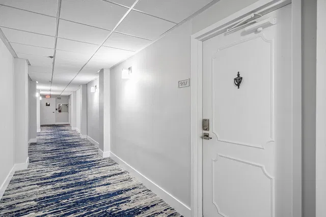 Unit 207 photo 68