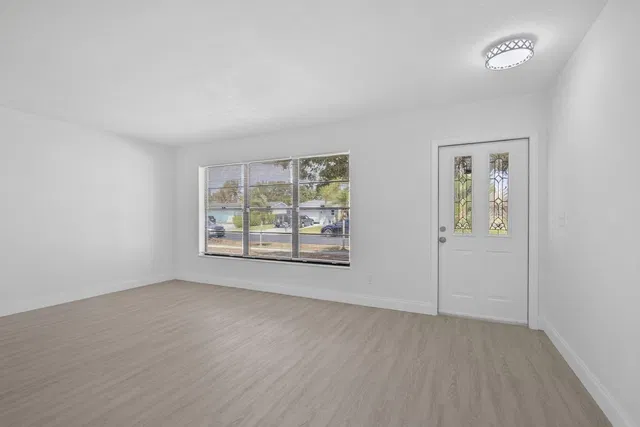  Residence photo 5