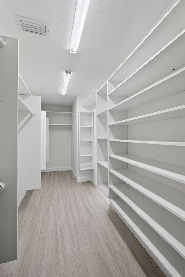  Residence photo 19