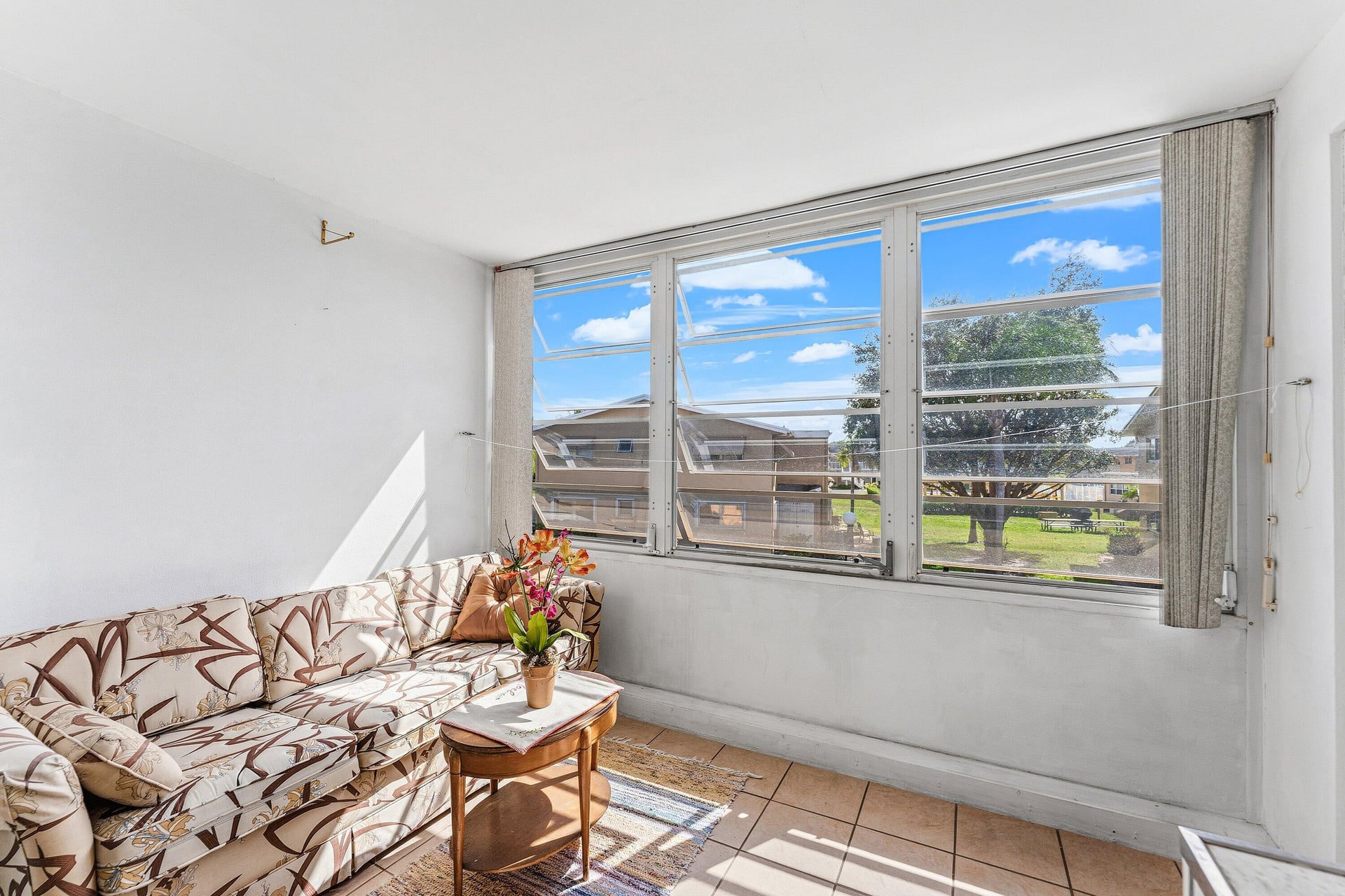  Unit 202 photo 6