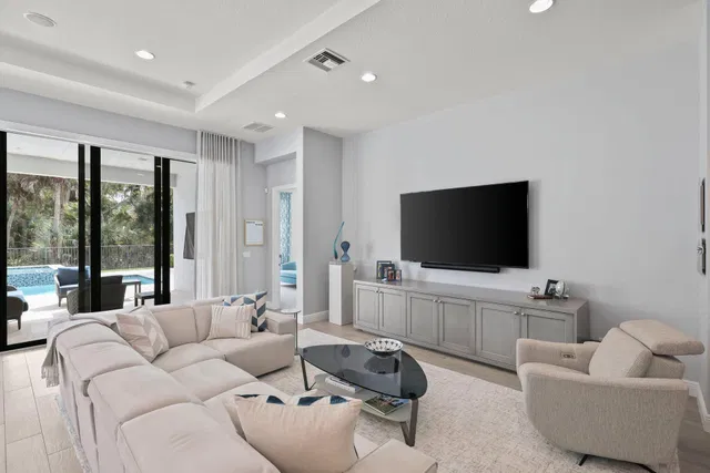 Artistry Palm Beach Gardens Residence photo 17