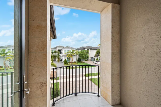 Boca Bridges Residence photo 37