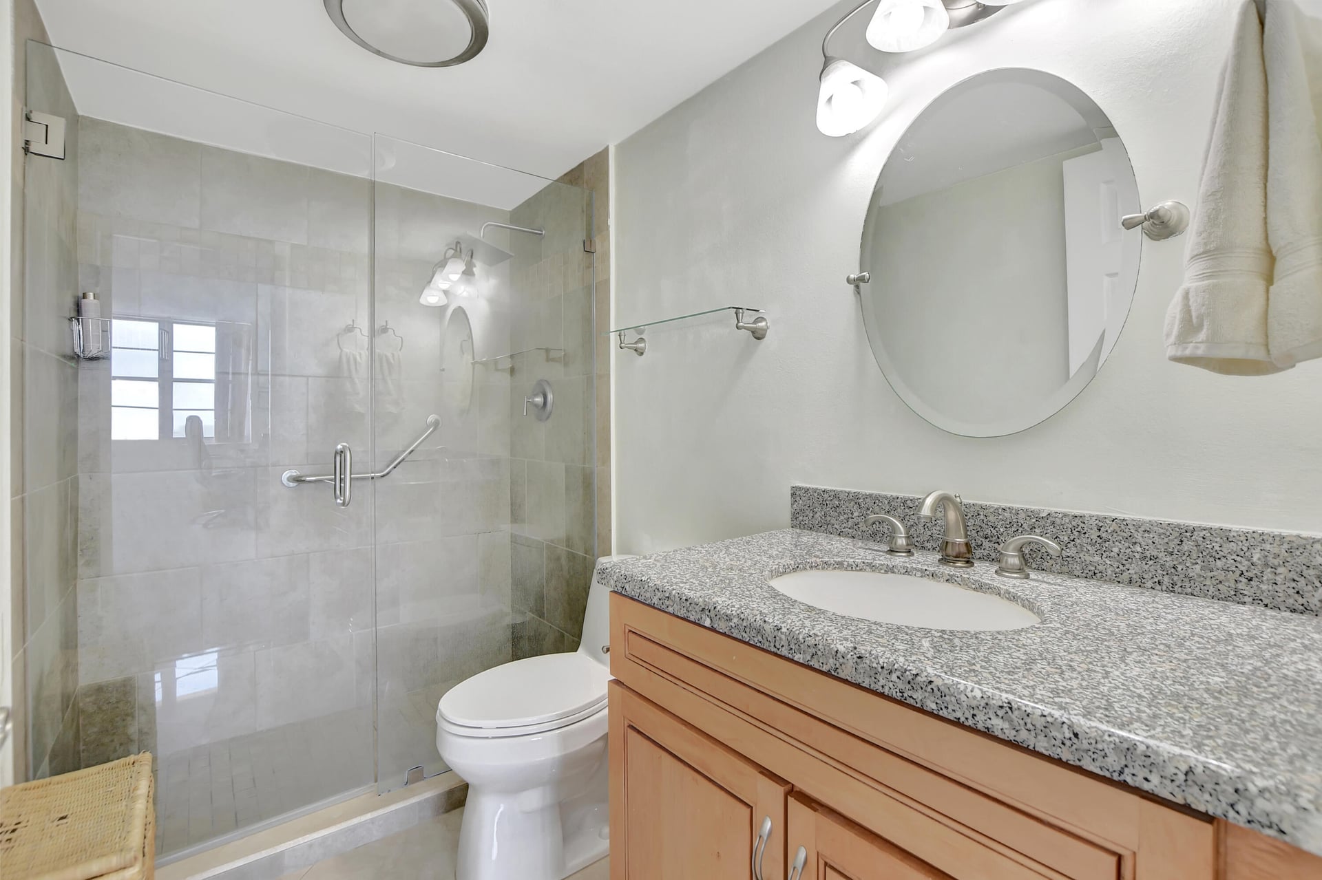Boca Towers Unit 1405e photo 22
