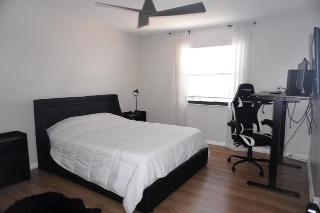  Residence photo 8
