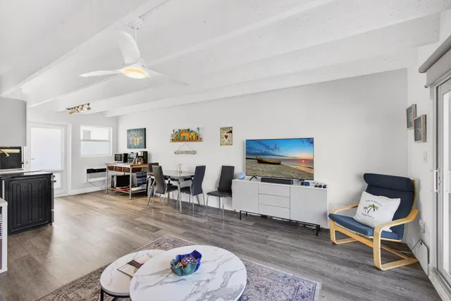 4001 S Ocean South Palm Beach Unit 308 photo 9