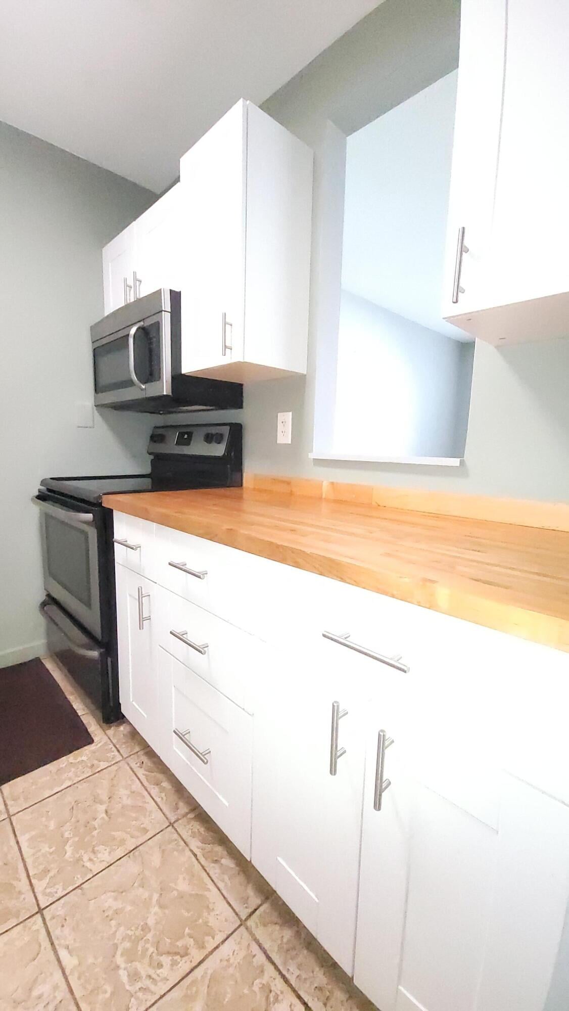 Residence photo 6