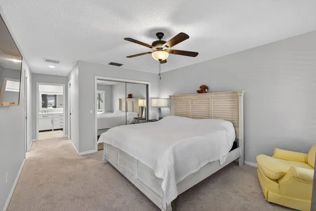 Residence photo 33