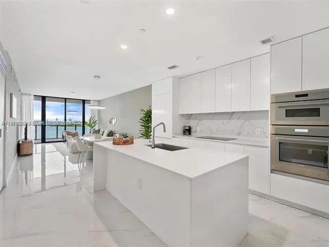 Aria Reserve Miami 606