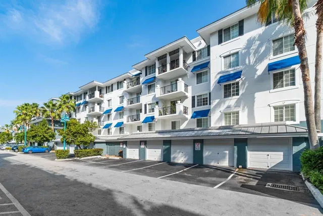 Pineapple Grove Village Condominiums Unit 2410 photo 4