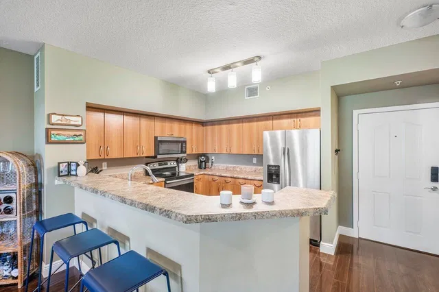 Pineapple Grove Village Condominiums Unit 2410 photo 6