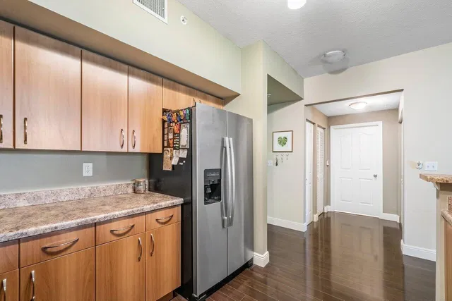 Pineapple Grove Village Condominiums Unit 2410 photo 8