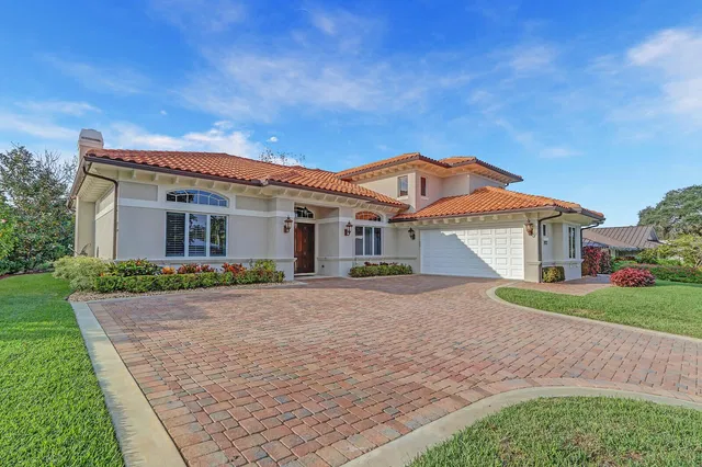 Residence photo 3