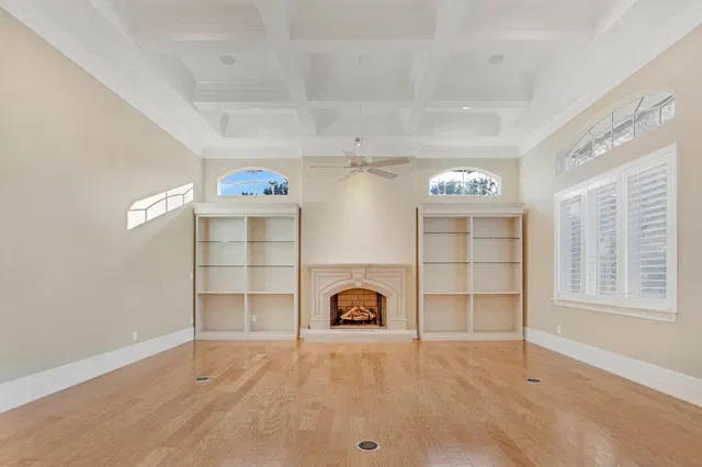 Residence photo 4
