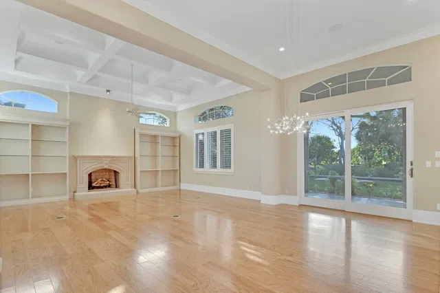 Residence photo 6