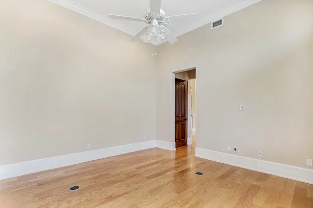 Residence photo 18