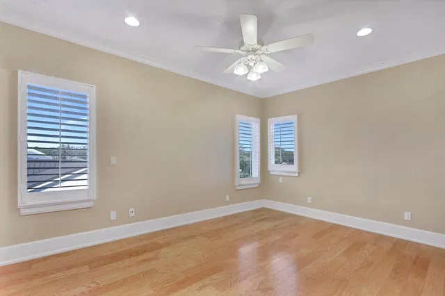 Residence photo 29
