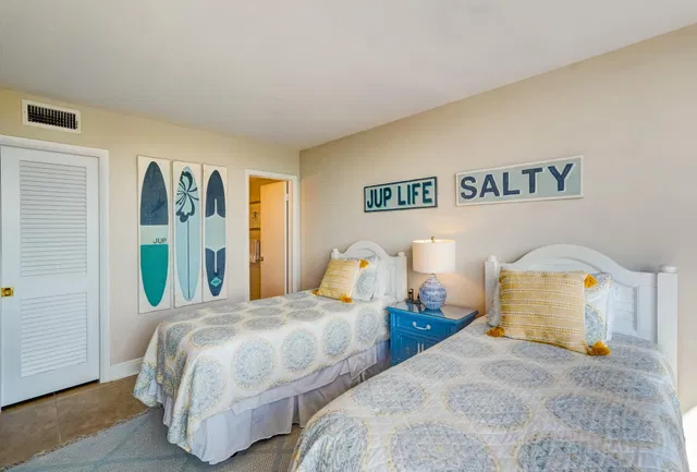 Unit 503 photo 41