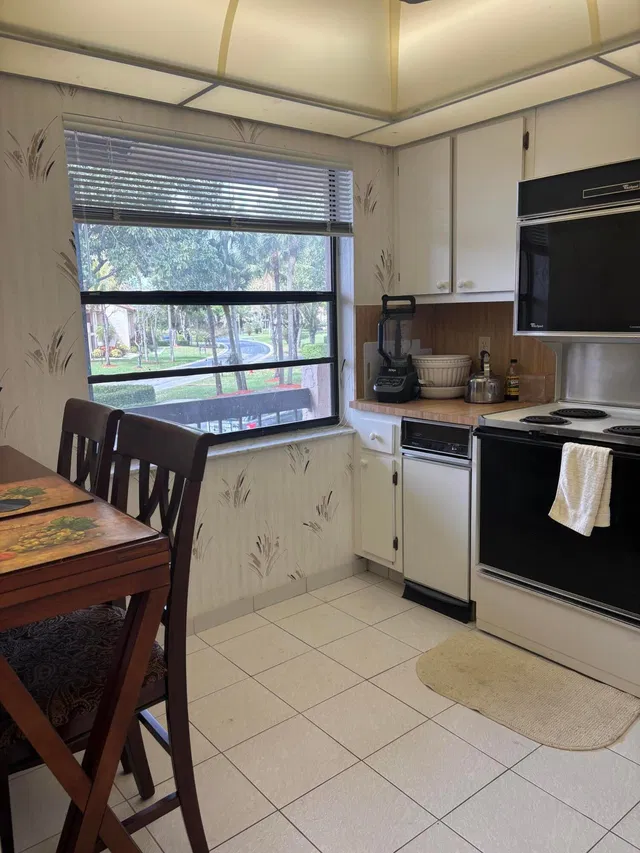 Unit 26b photo 3