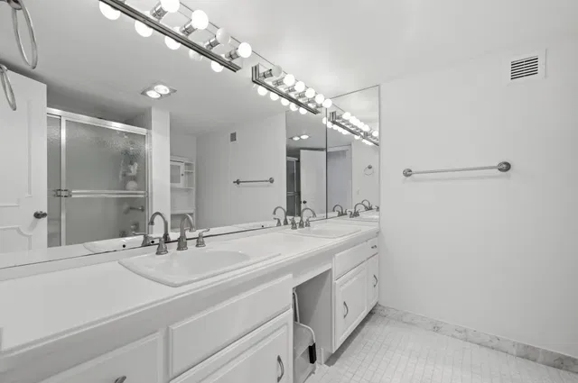 Boca Raton Unit 2a photo 14