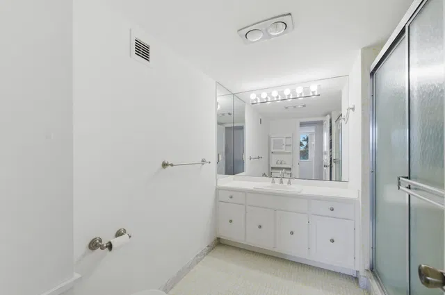 Boca Raton Unit 2a photo 17