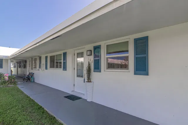 Unit 142 photo 19