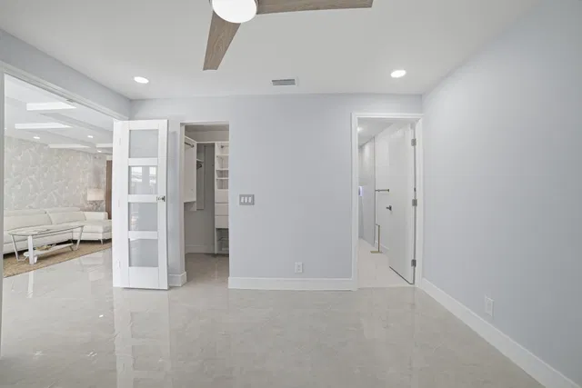 Unit 142 photo 29