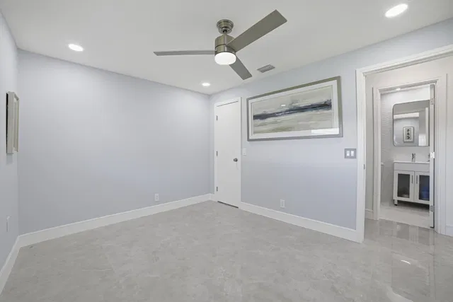 Unit 142 photo 36