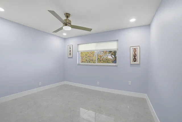 Unit 142 photo 40