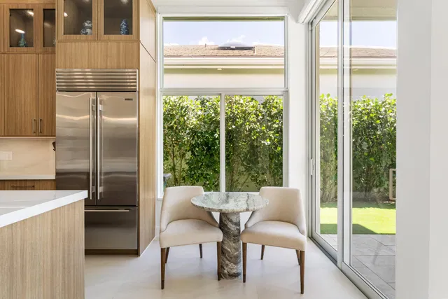 Woodfield Country Club Residence photo 6