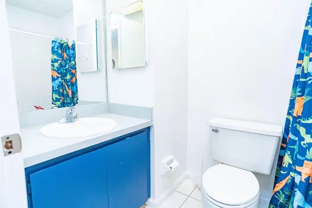 Unit 124 photo 30
