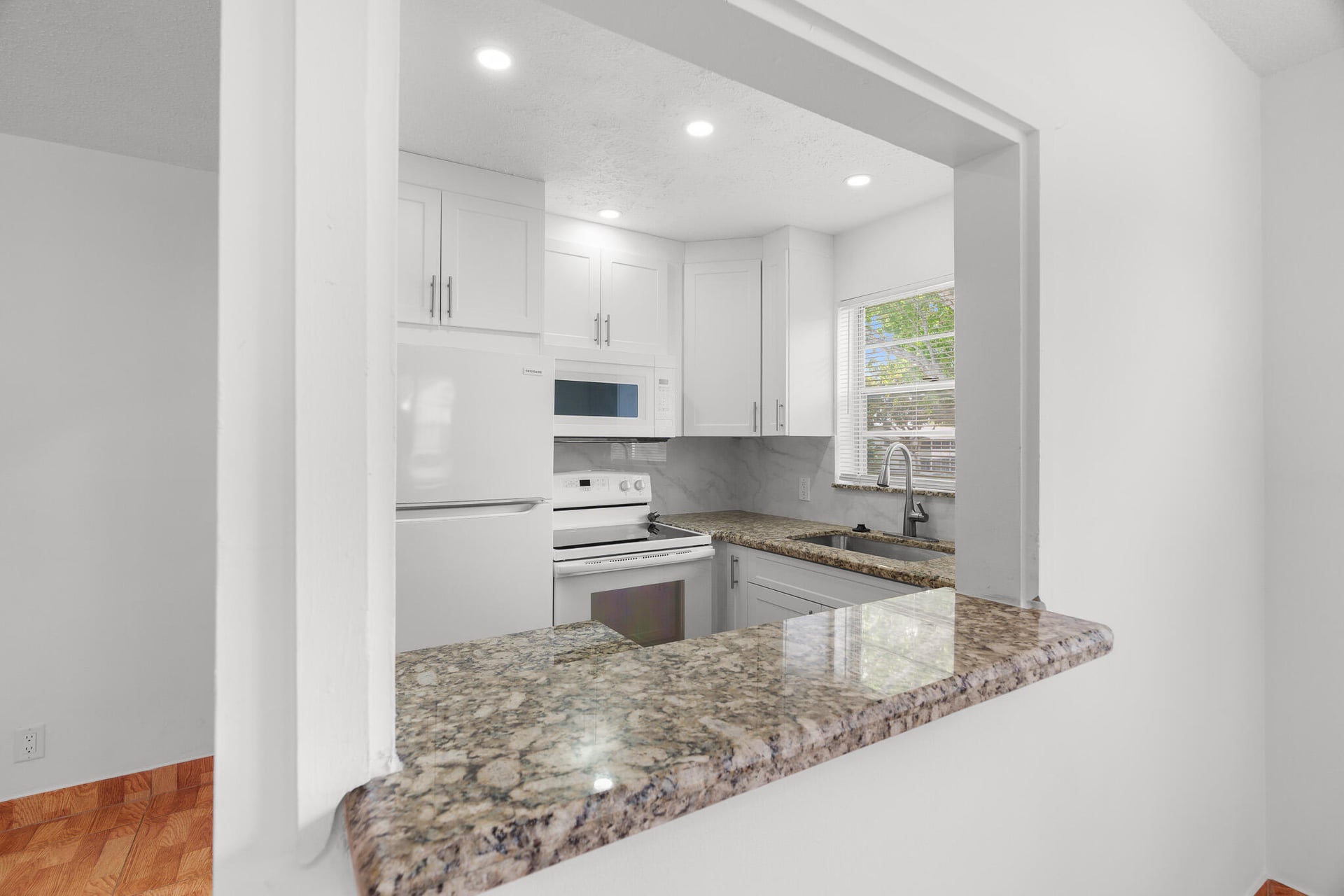 Residence photo 6