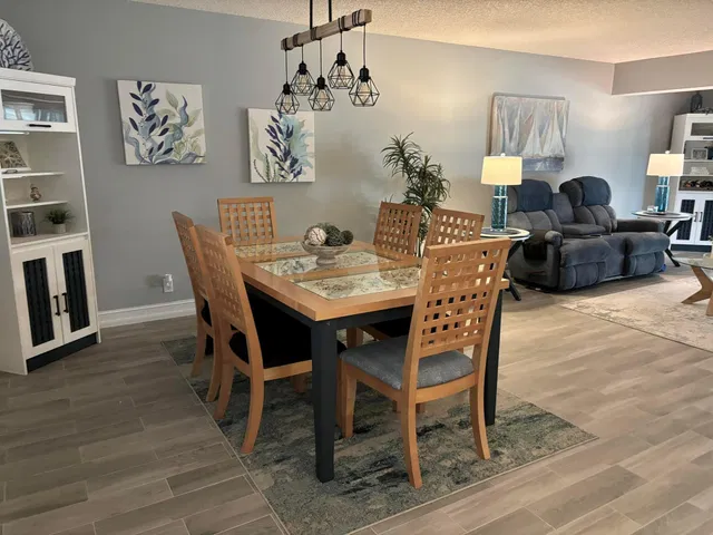 Unit 202 photo 9