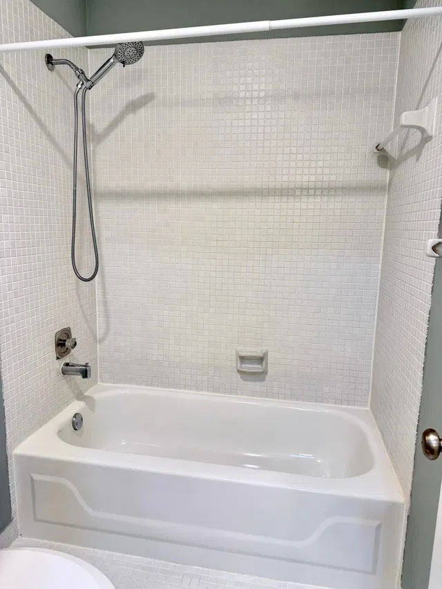 Unit 202 photo 17