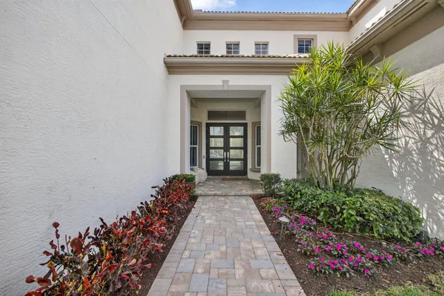 Mirasol Country Club Residence photo 4