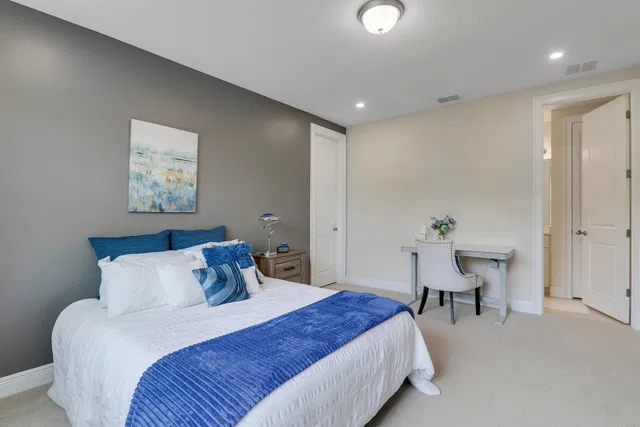  Residence photo 50