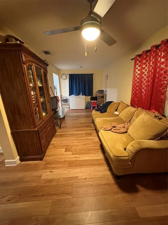 Residence photo 11