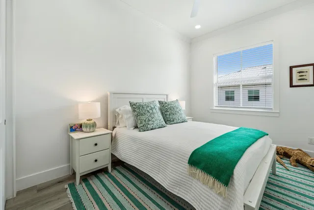 Residence photo 24