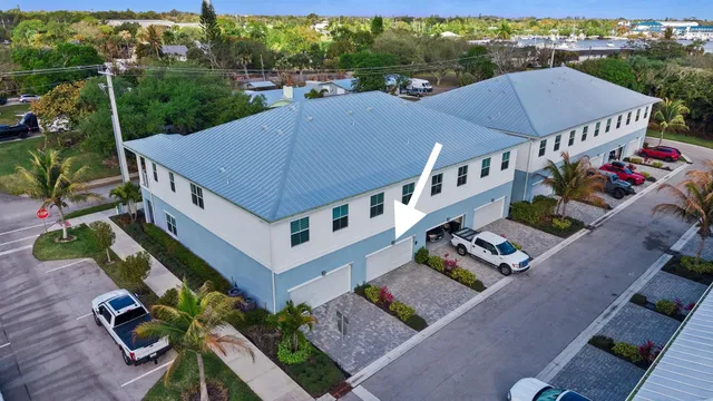Residence photo 33