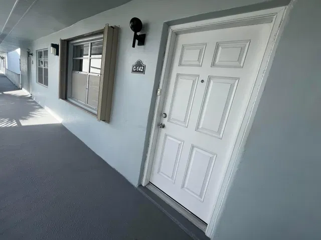 Residence photo 4