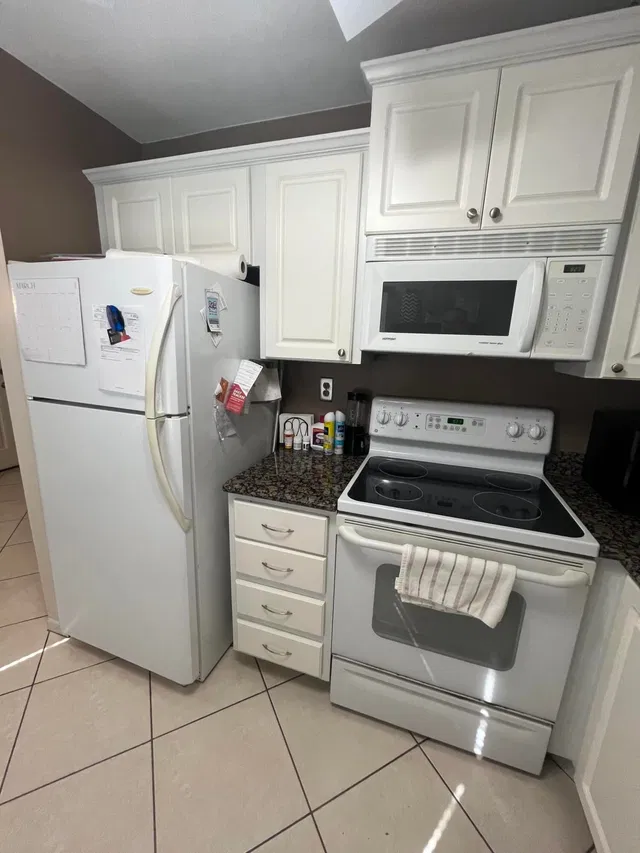  Residence photo 9