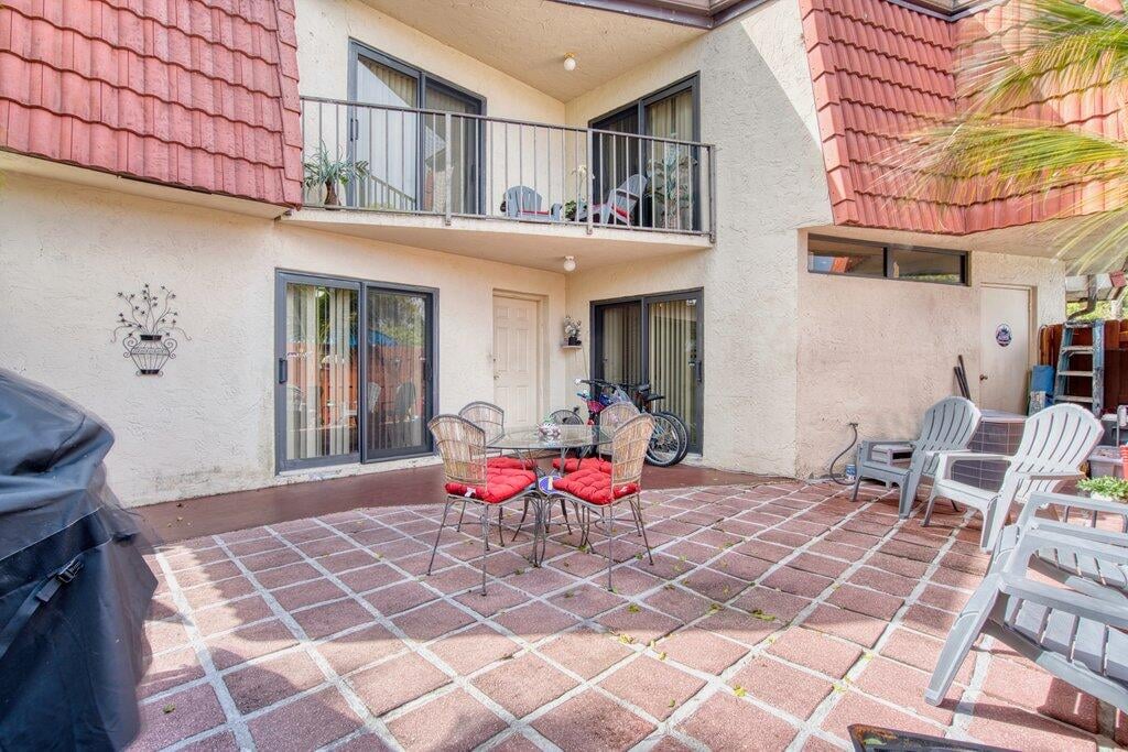  Residence photo 11