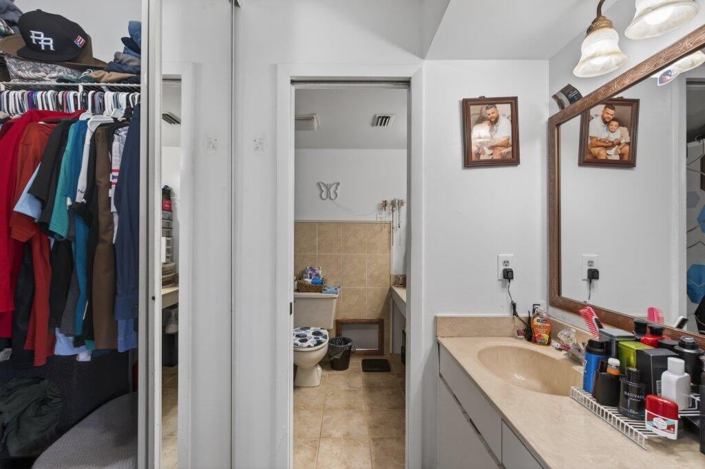  Residence photo 30