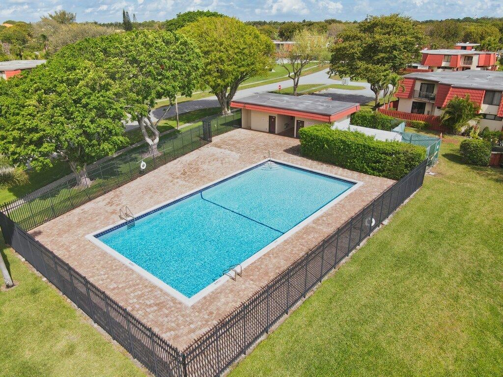  Residence photo 41