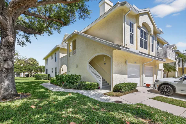 Residence photo 2