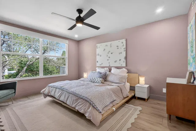 Residence photo 36